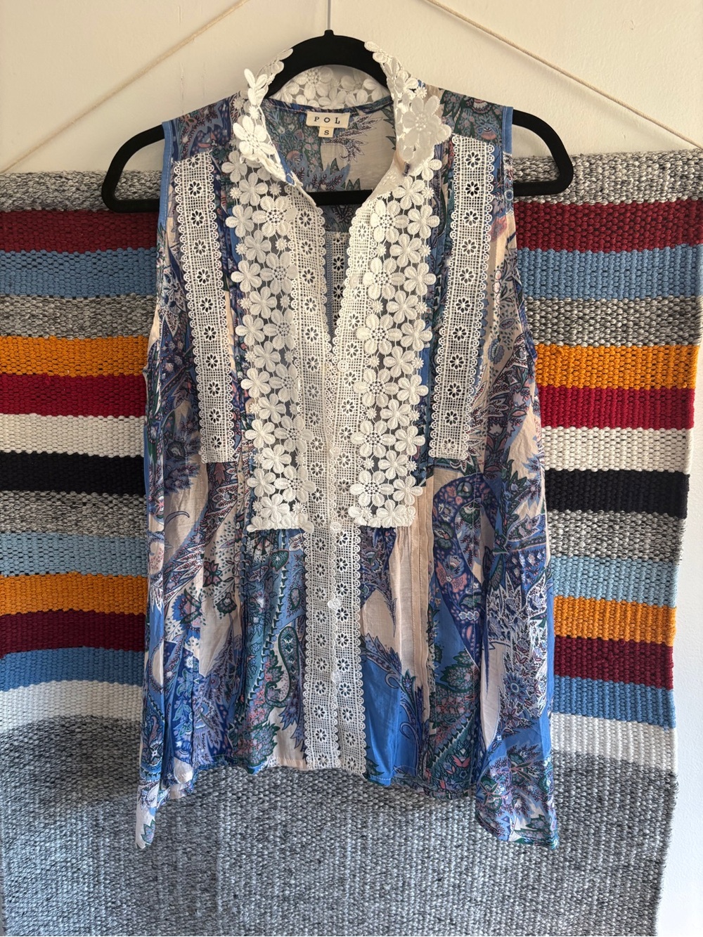 POL Blue Paisley Sleeveless Tank with White Floral Lace Panel